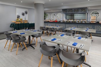 Holiday Inn Johannesburg Airport, An Ihg Hotel