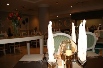 Holiday Inn Johannesburg Airport, An Ihg Hotel