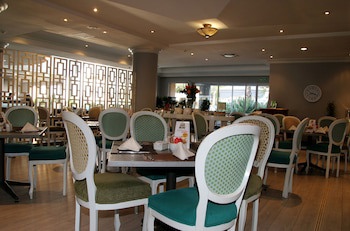 Holiday Inn Johannesburg Airport, An Ihg Hotel