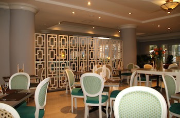 Holiday Inn Johannesburg Airport, An Ihg Hotel