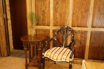 Kayu Arum Resort