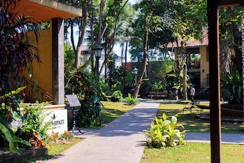 Kayu Arum Resort