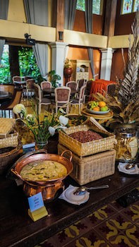 Kayu Arum Resort