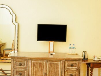 Kayu Arum Resort