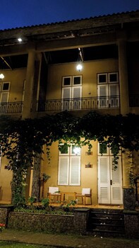 Kayu Arum Resort