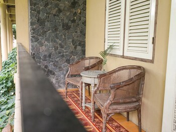 Kayu Arum Resort