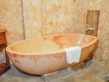Kayu Arum Resort