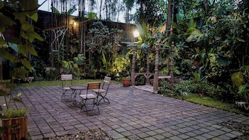 Kayu Arum Resort