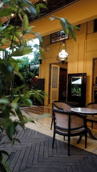 Kayu Arum Resort
