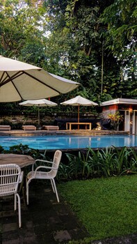 Kayu Arum Resort