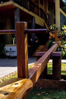Kayu Arum Resort
