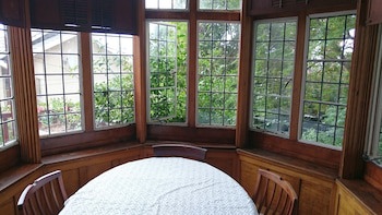 Ashby Manor Guest House