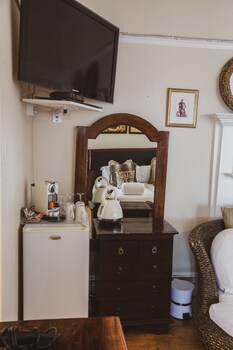 Ashby Manor Guest House