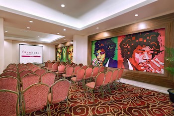 Favehotel Jababeka Cikarang
