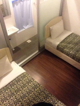Woodpecker Lodge Kuching
