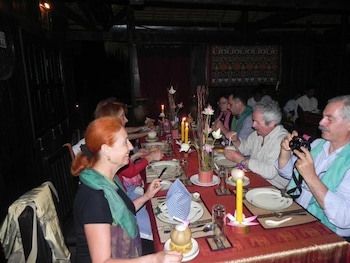 Bong Thom Home Stay
