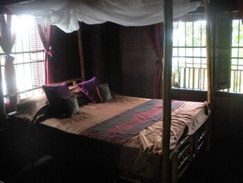 Bong Thom Home Stay