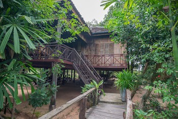 Bong Thom Home Stay