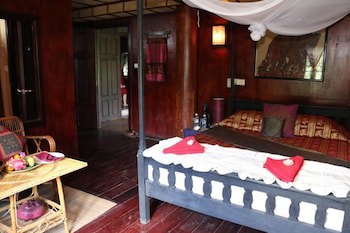 Bong Thom Home Stay