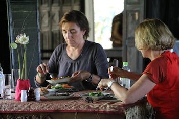 Bong Thom Home Stay