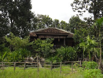 Bong Thom Home Stay