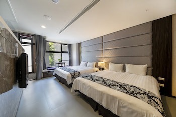 Tai Yi Red Maple Resort