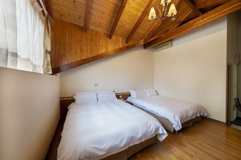 Tai Yi Red Maple Resort