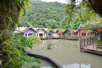 Tai Yi Red Maple Resort