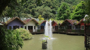 Tai Yi Red Maple Resort