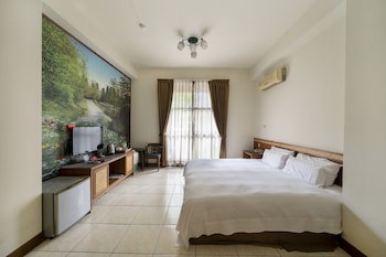 Tai Yi Red Maple Resort