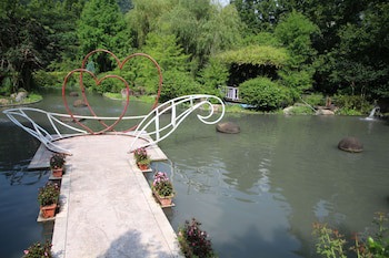 Tai Yi Red Maple Resort