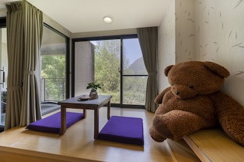 Tai Yi Red Maple Resort