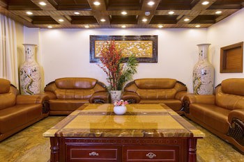 Eastland Hotel