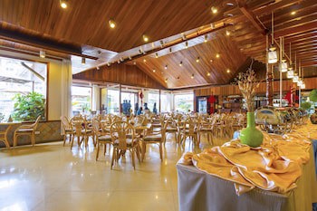 Eastland Hotel