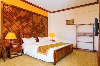 Eastland Hotel
