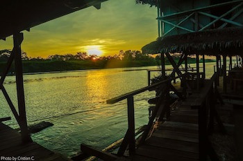 Kurupira Cabin Floating