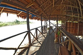 Kurupira Cabin Floating