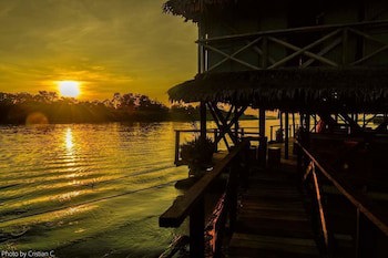 Kurupira Cabin Floating