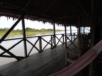 Kurupira Cabin Floating