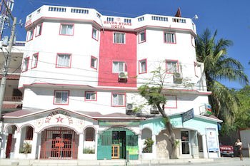 Seven Stars Hotel