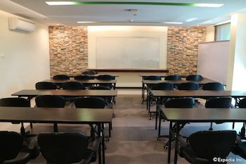 Go Hotels Bacolod