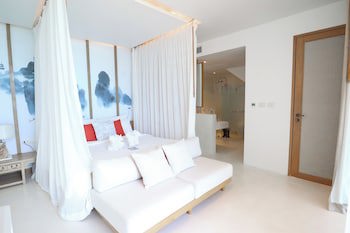 Bandara Villas Phuket
