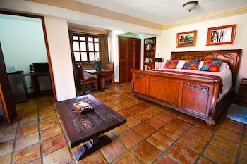 Collection O Casa Bella Hotel Boutique, Cabo San Lucas