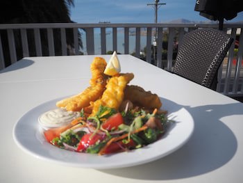 Governors Bay Hotel