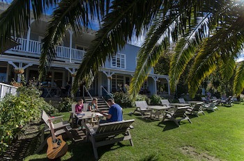 Governors Bay Hotel