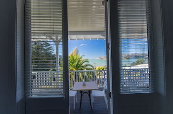 Governors Bay Hotel