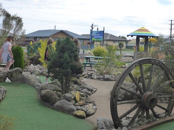 Westport Holiday Park And Motels