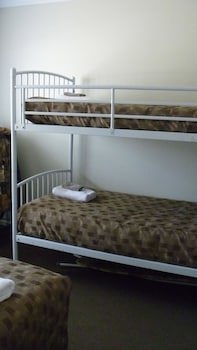 Westport Holiday Park And Motels