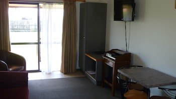 Westport Holiday Park And Motels