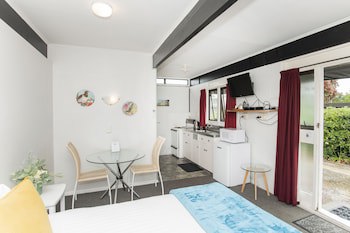 Waikanae Beach Motel